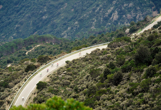 Il supramonte in Sardegna in bici